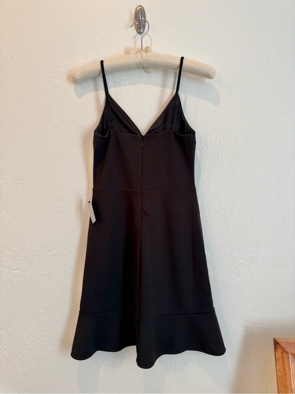 Express XS Black V-Neck Spaghetti Strap Dress LBD NWT - Picture 2 of 4